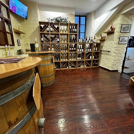 Patche Residence - A Wine Cellar Hideaway In The Historic Home Of Revolutionary Metodi Patche Охрид Экстерьер фото