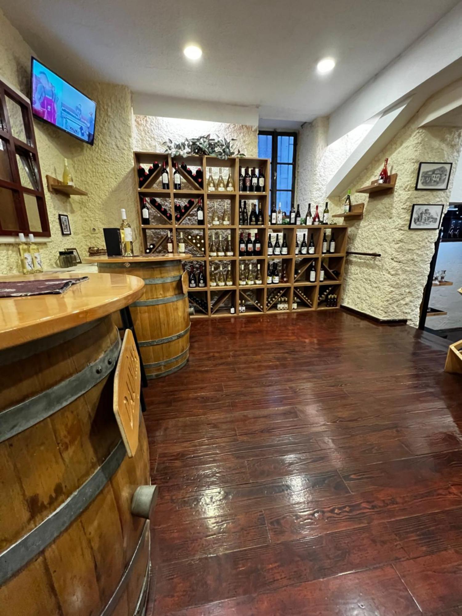 Patche Residence - A Wine Cellar Hideaway In The Historic Home Of Revolutionary Metodi Patche Охрид Экстерьер фото